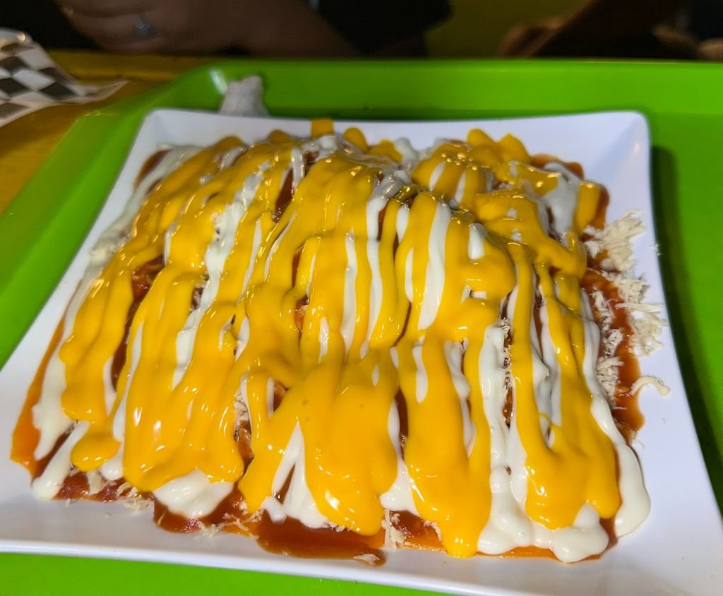 Yaroha de yucas Pollo Pequeño